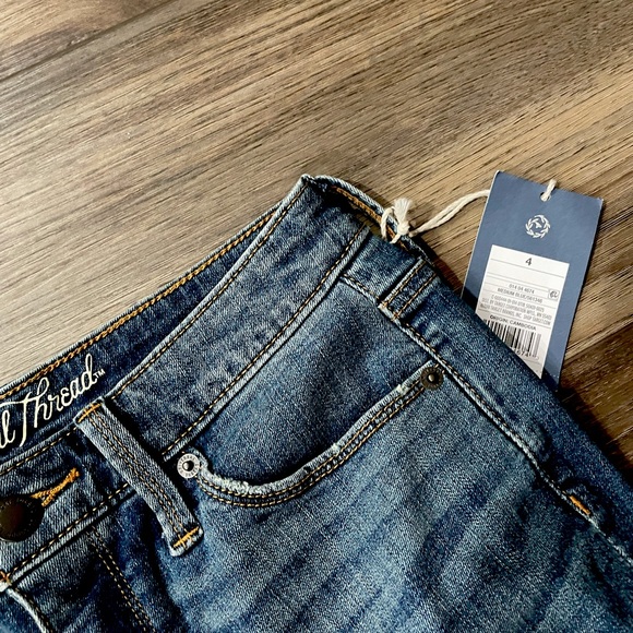 Women's High-Rise Skinny Jeans - Universal Thread - Picture 14 of 15